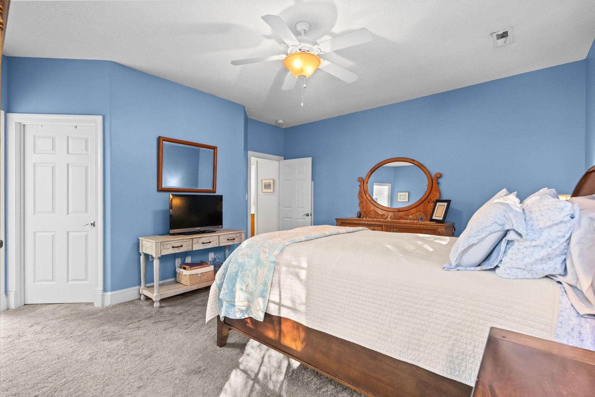 607 Clandon Ct. Photo 25