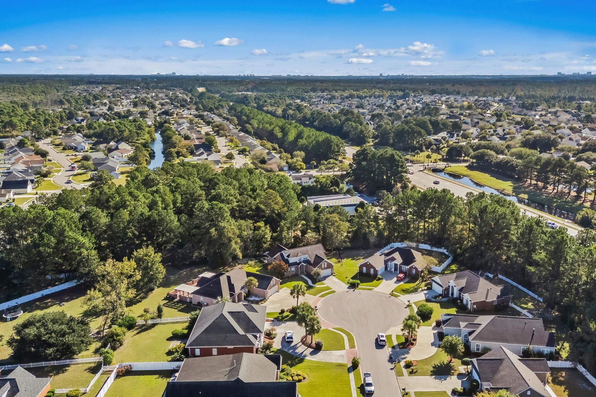 607 Clandon Ct. Photo 36