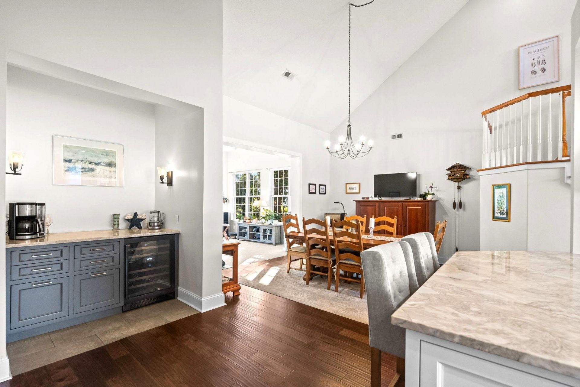 607 Clandon Ct. Photo 5