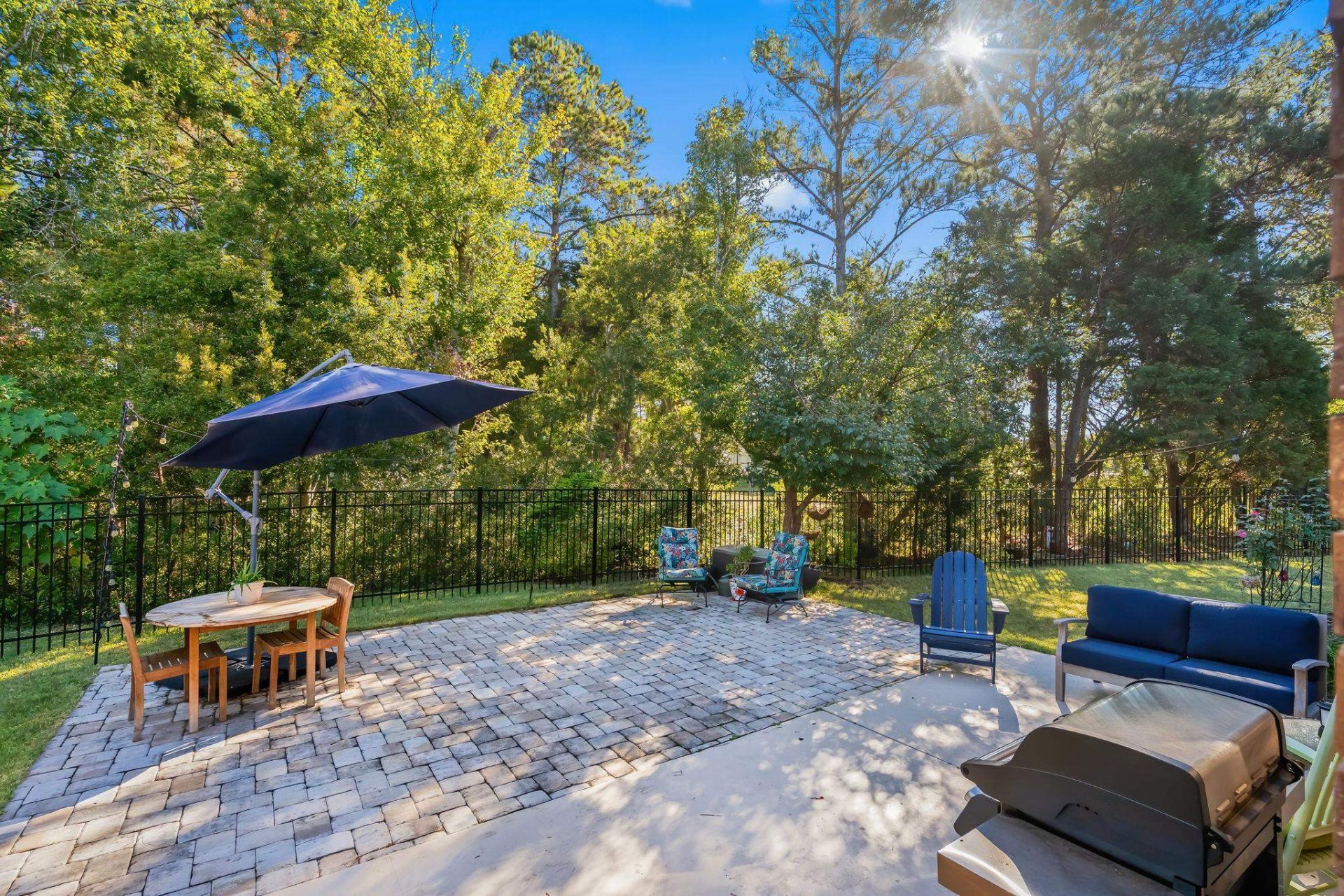 607 Clandon Ct. Photo 54