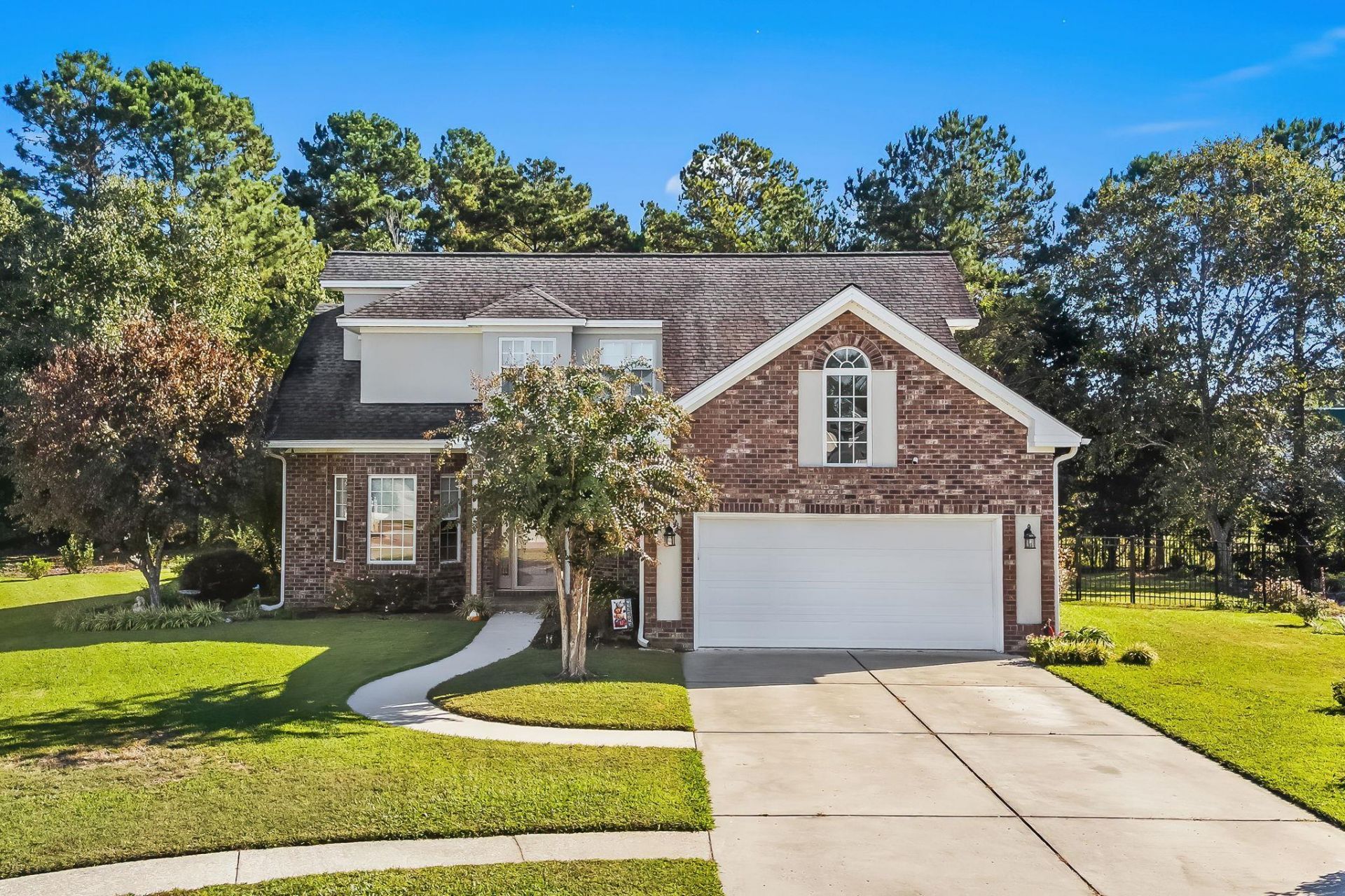607 Clandon Ct. Photo 62