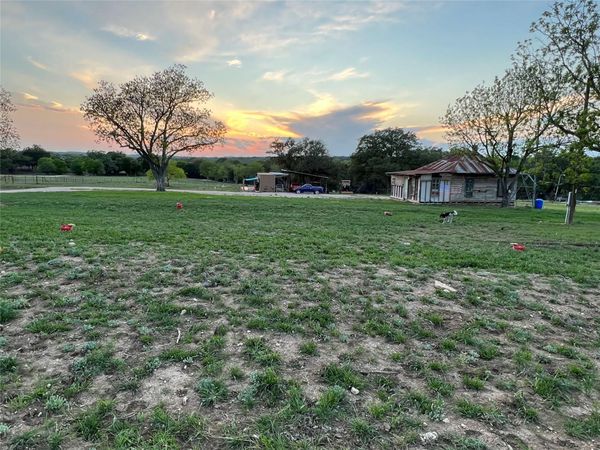 940 Schumann RD, Stonewall, TX 78671