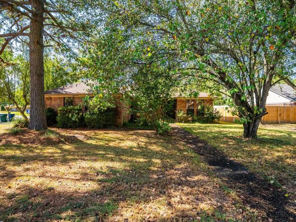 2817 Bruce Street, Conway, AR 72034