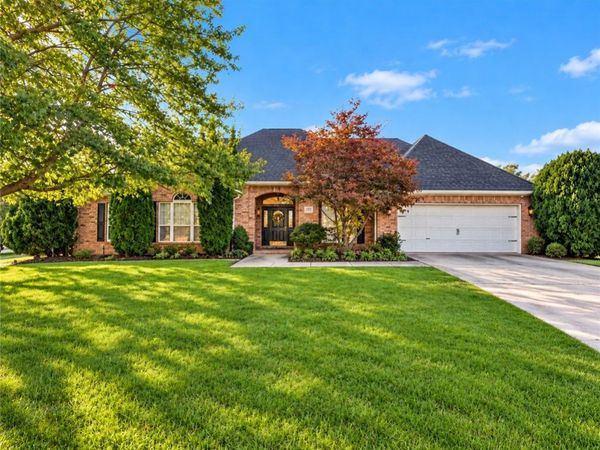 4238 Essex Cove, Springdale, AR 72762