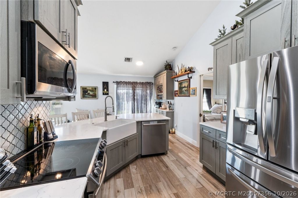 180 SW Felix Avenue , Port Saint Lucie, FL 34953 Photo