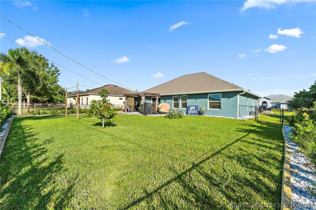 180 SW Felix Avenue , Port Saint Lucie, FL 34953 Photo