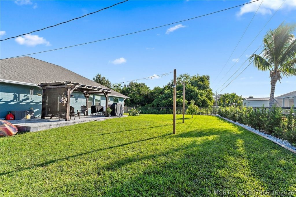 180 SW Felix Avenue , Port Saint Lucie, FL 34953 Photo