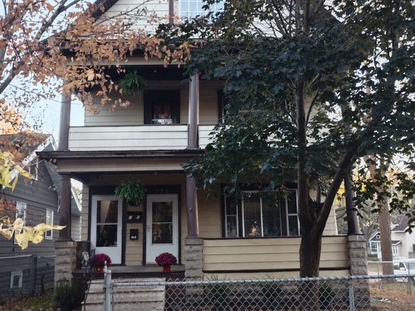 776 Aurora Avenue , Saint Paul, MN 55104