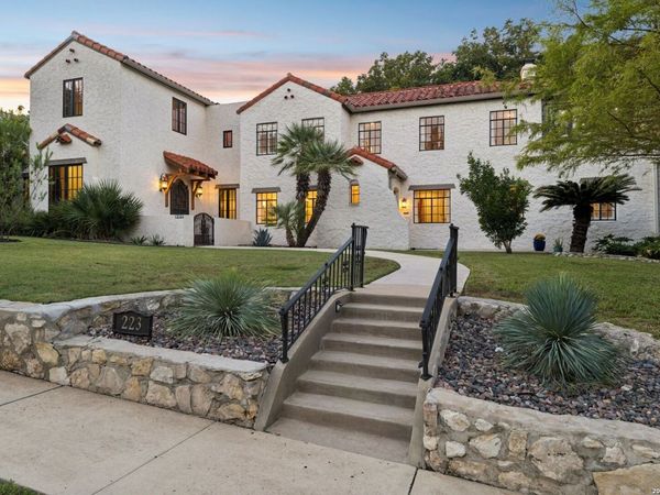223 Cloverleaf Ave, Alamo Heights, TX 78209