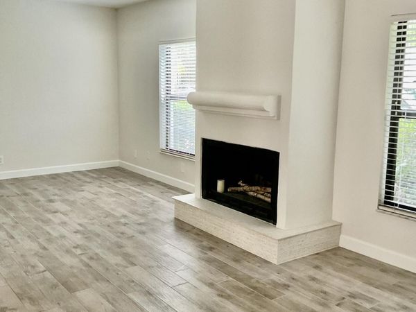 810 Park Place, Unit 1E, West Palm Beach, FL 33401