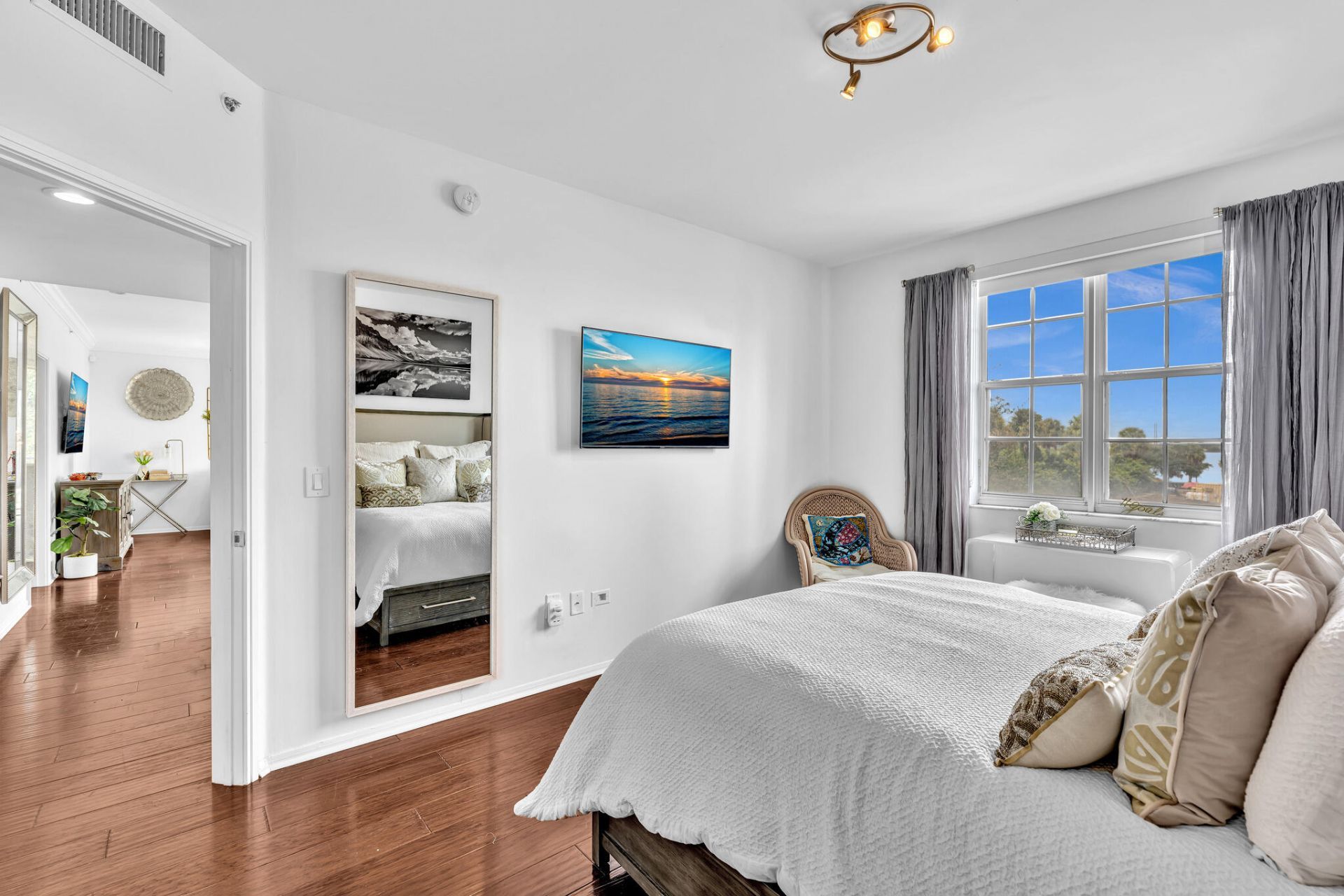 616 Clearwater Park Road, Unit 213, West Palm Beach, FL 33401 Photo