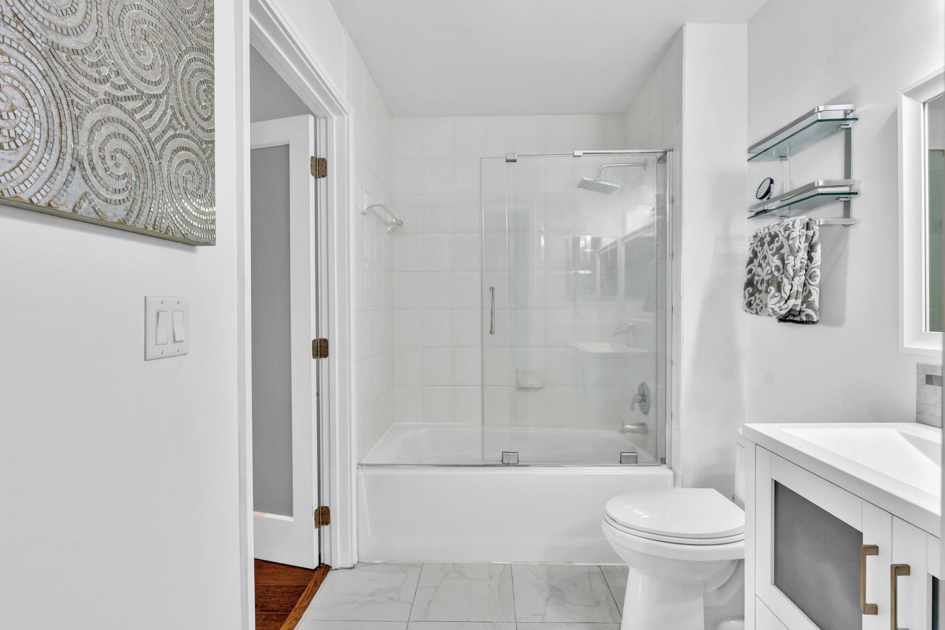 616 Clearwater Park Road, Unit 213, West Palm Beach, FL 33401 Photo