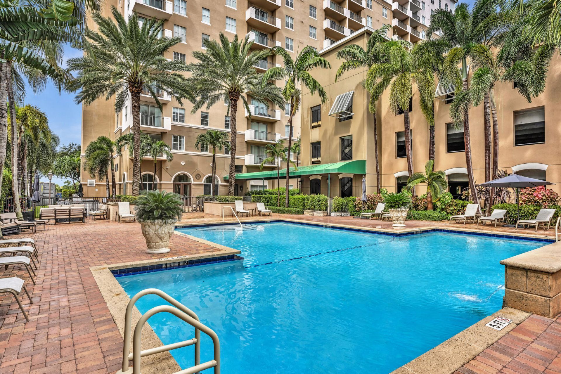 616 Clearwater Park Road, Unit 213, West Palm Beach, FL 33401 Photo