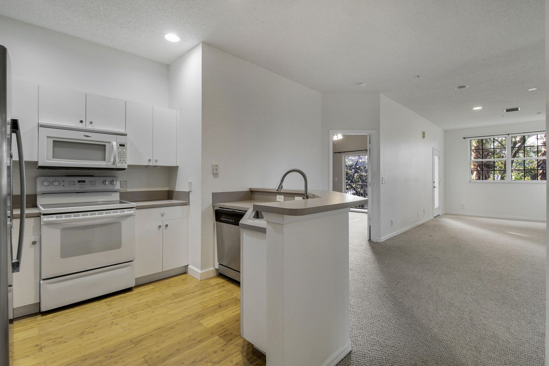 111 Lighthouse Circle, Unit H, Tequesta, FL 33469 Photo
