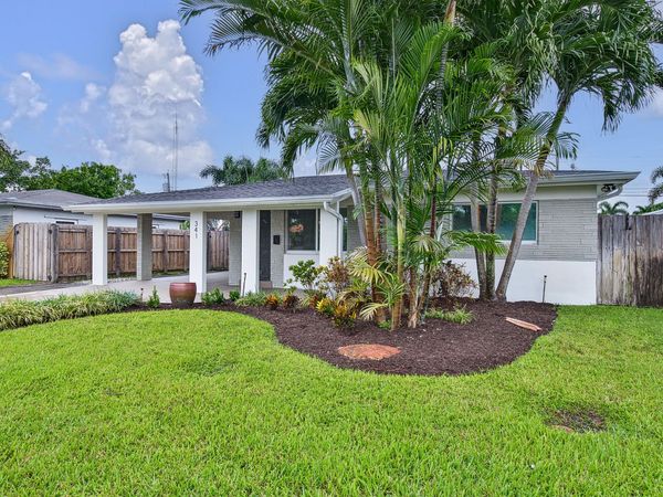 341 NE 45TH Street, Oakland Park, FL 33334