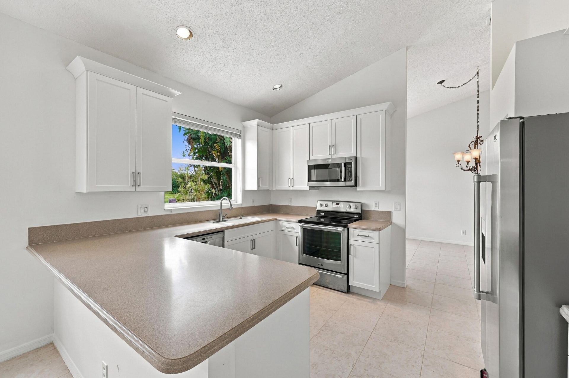 10671 St Thomas Drive, Boca Raton, FL 33498 Photo