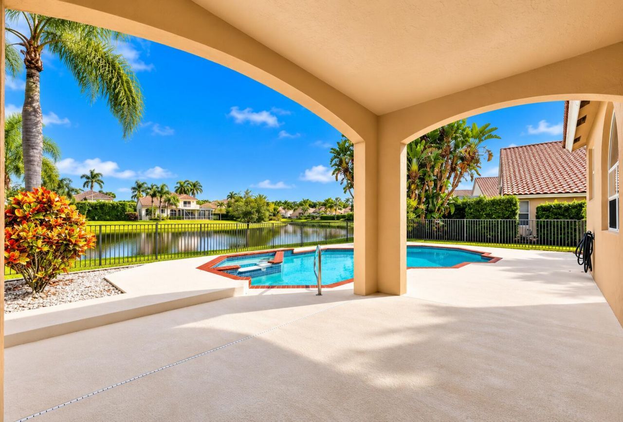 10671 St Thomas Drive, Boca Raton, FL 33498 Photo