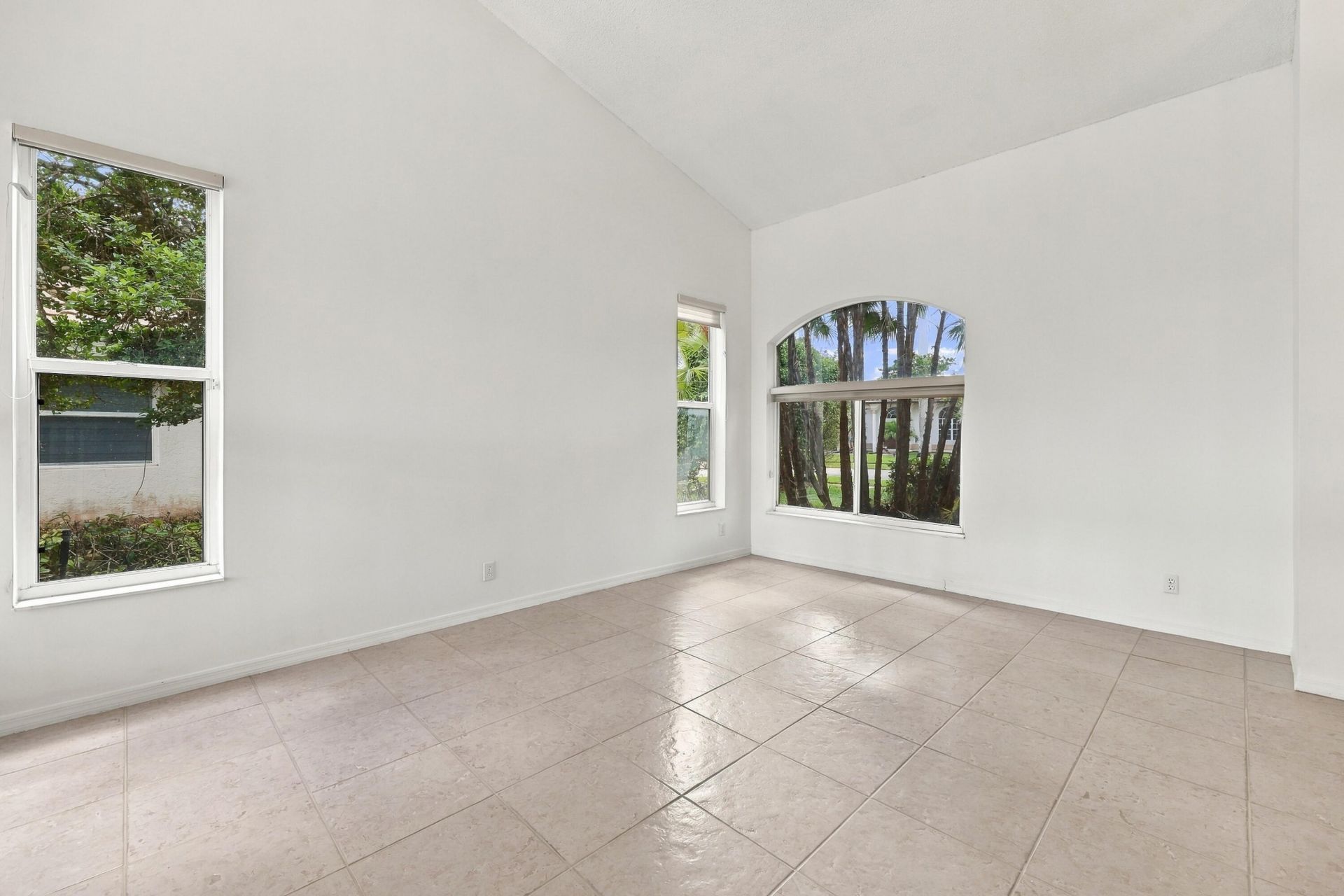 10671 St Thomas Drive, Boca Raton, FL 33498 Photo