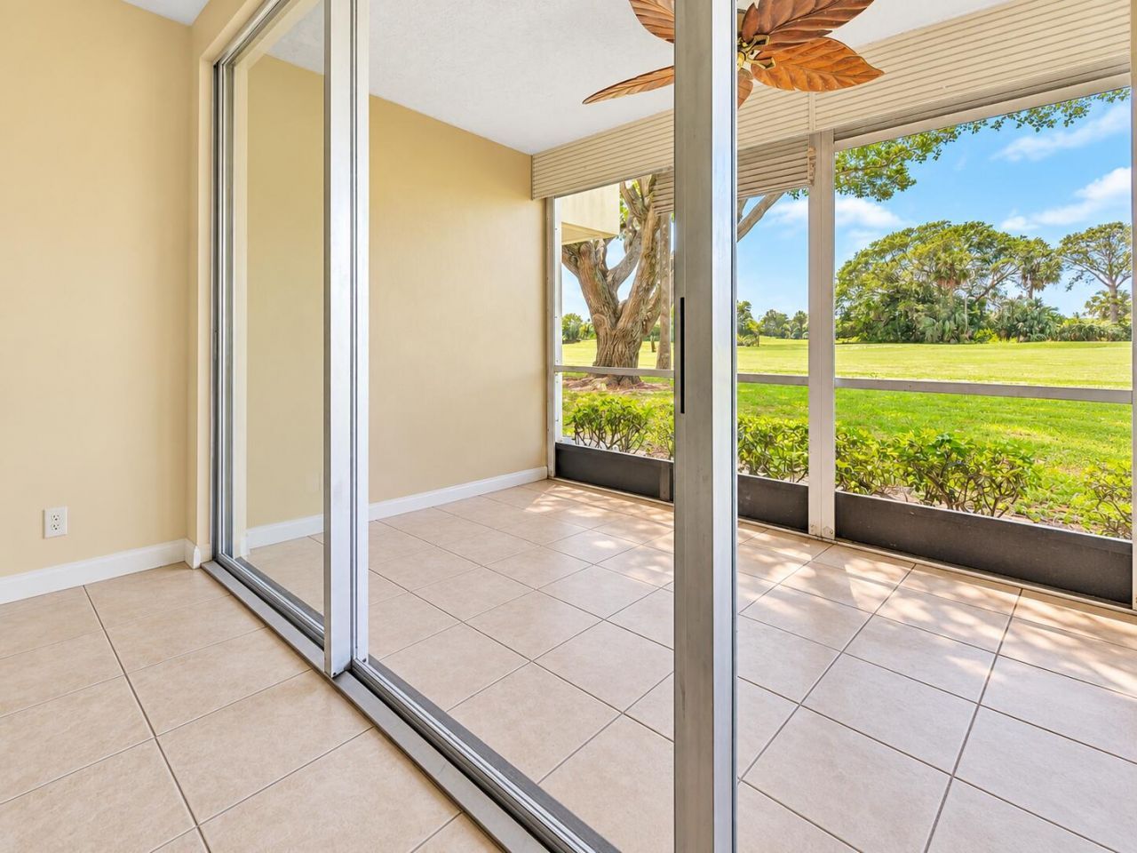 2671 S Course Drive, Unit 105, Pompano Beach, FL 33069 Photo