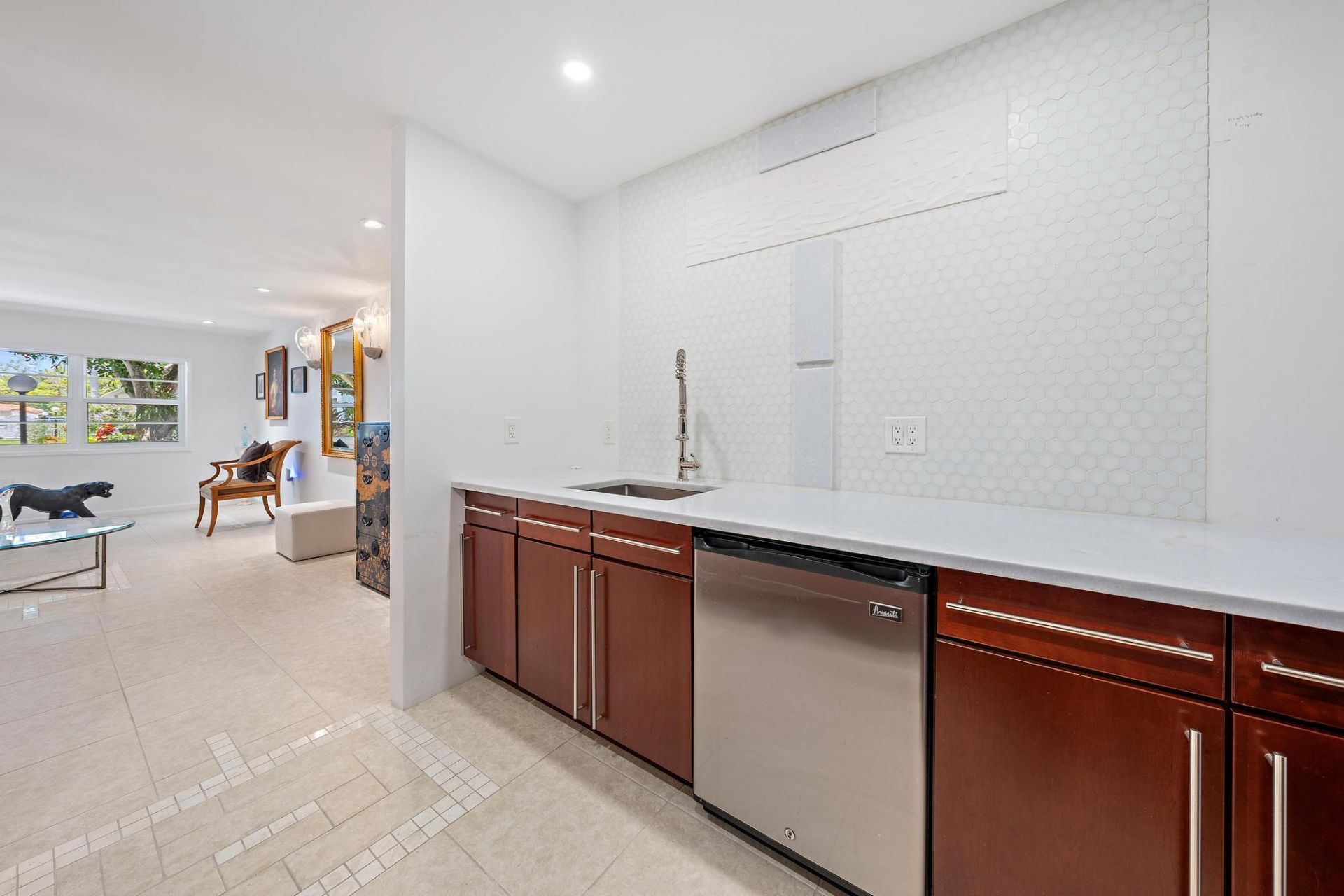1516 S Lakeside Drive, Unit 106, Lake Worth Beach, FL 33460 Photo