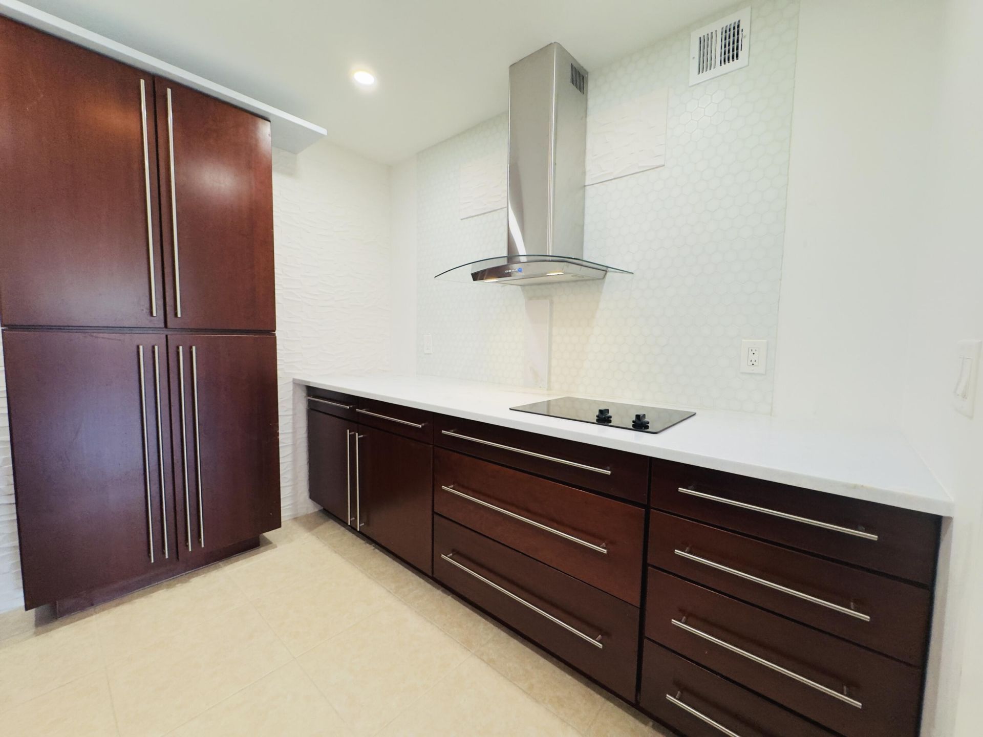 1516 S Lakeside Drive, Unit 106, Lake Worth Beach, FL 33460 Photo
