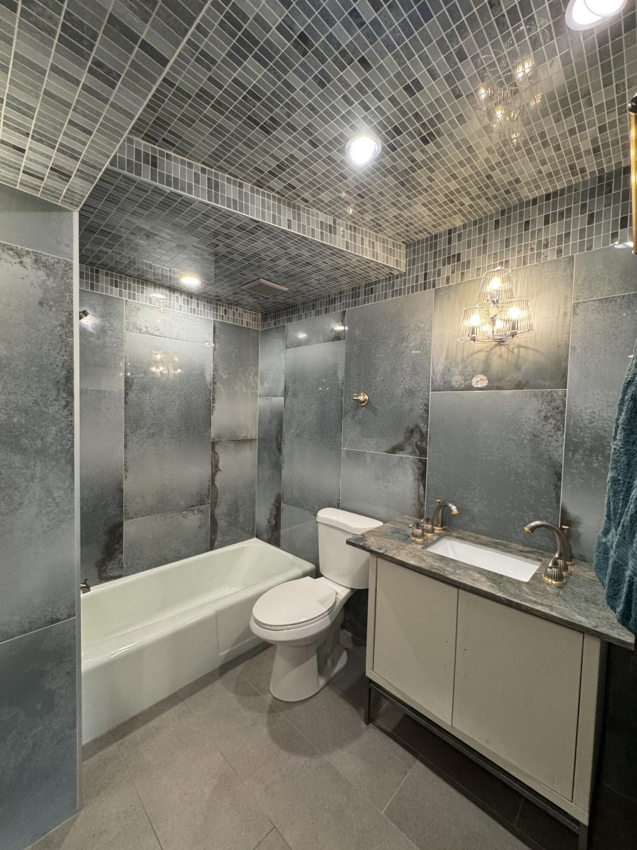 1516 S Lakeside Drive, Unit 106, Lake Worth Beach, FL 33460 Photo