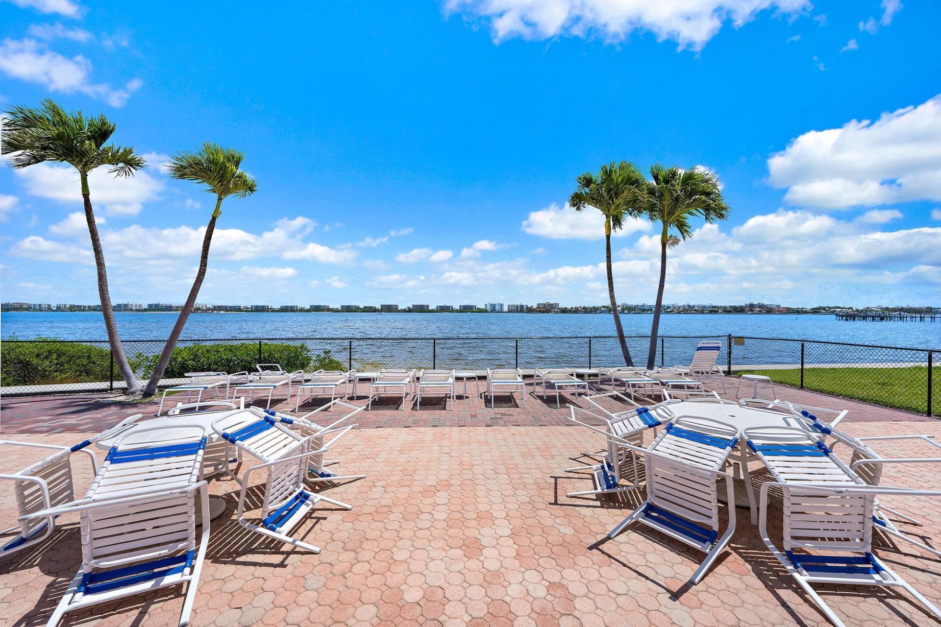 1516 S Lakeside Drive, Unit 106, Lake Worth Beach, FL 33460 Photo