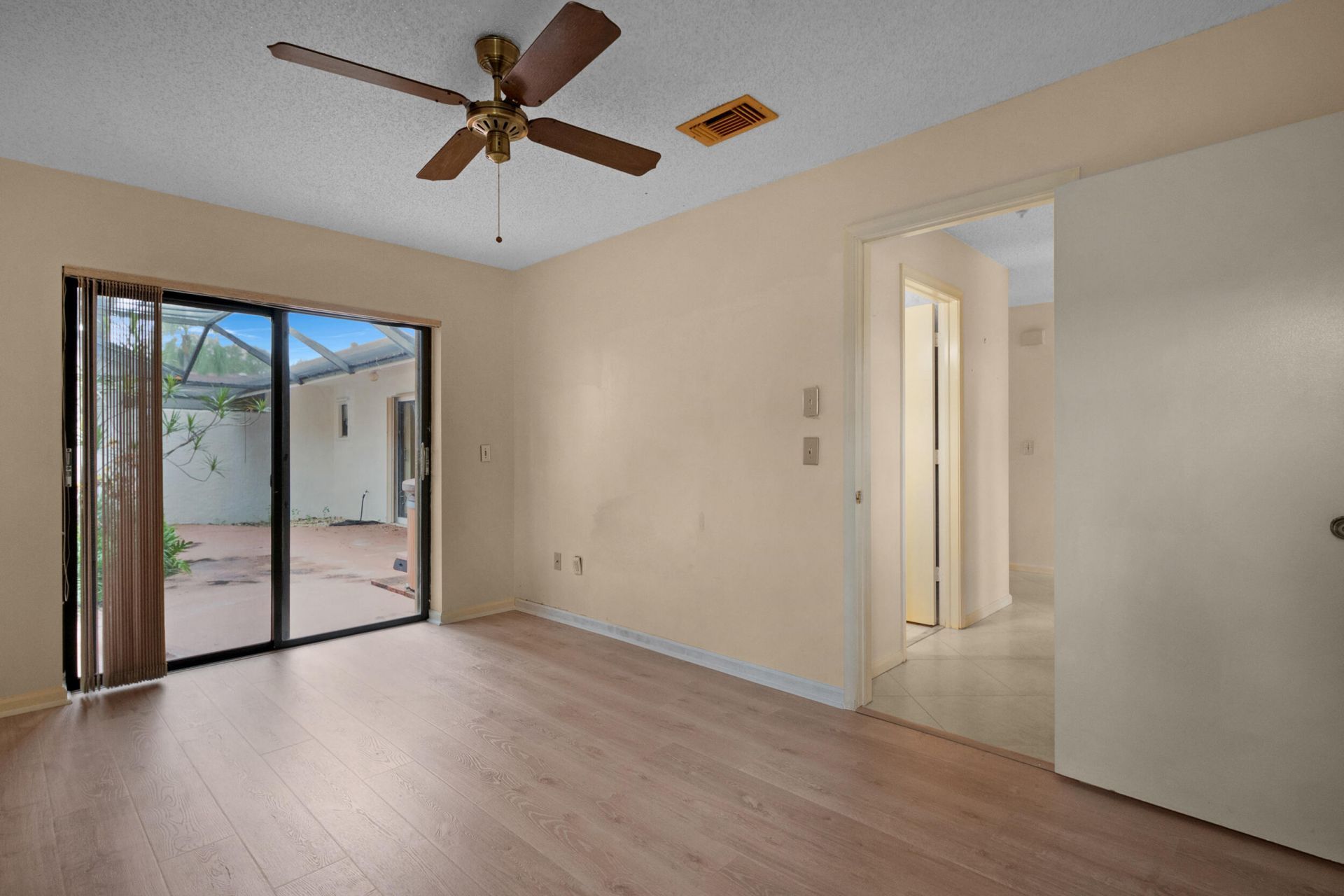 8949 SW 22nd Street, Unit B, Boca Raton, FL 33433 Photo