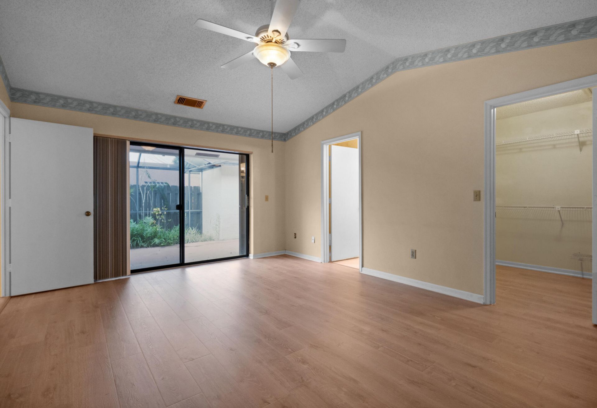 8949 SW 22nd Street, Unit B, Boca Raton, FL 33433 Photo