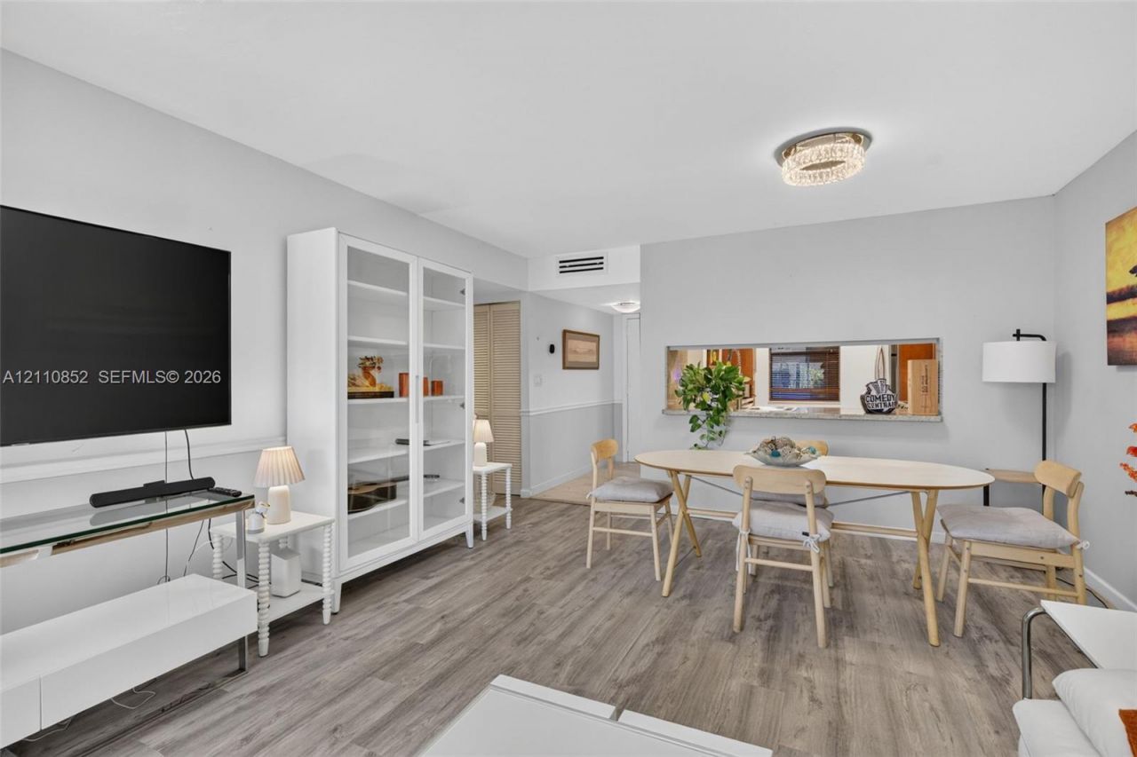 7500 NW 1st Ct , Unit 302-3, Plantation, FL 33317 Photo