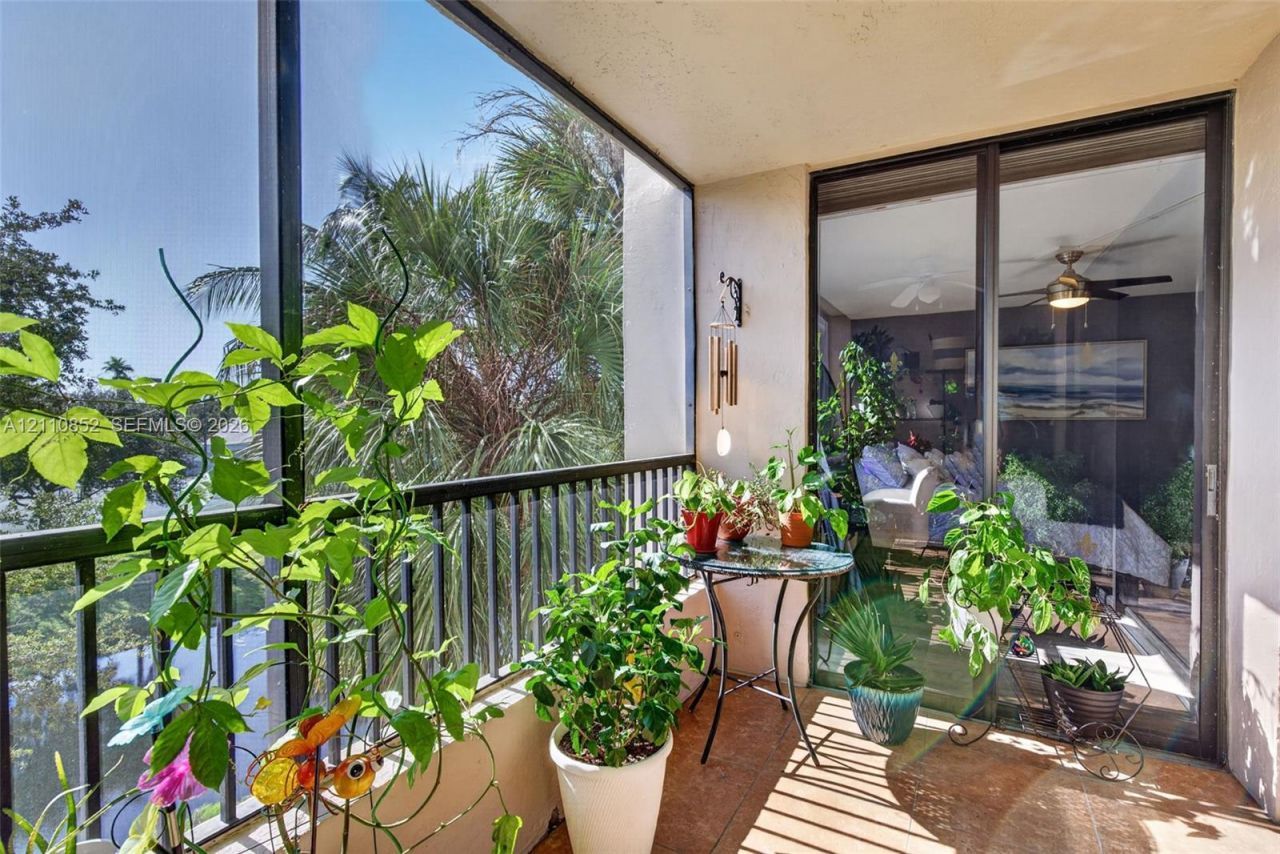 7500 NW 1st Ct , Unit 302-3, Plantation, FL 33317 Photo