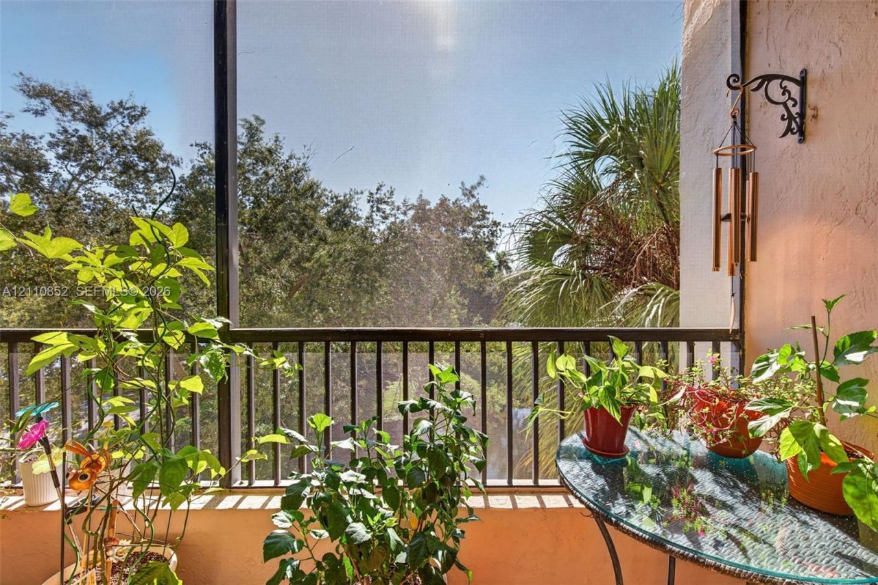 7500 NW 1st Ct , Unit 302-3, Plantation, FL 33317 Photo