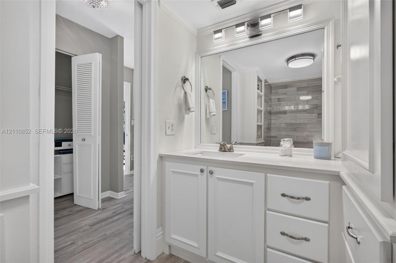 7500 NW 1st Ct , Unit 302-3, Plantation, FL 33317 Photo