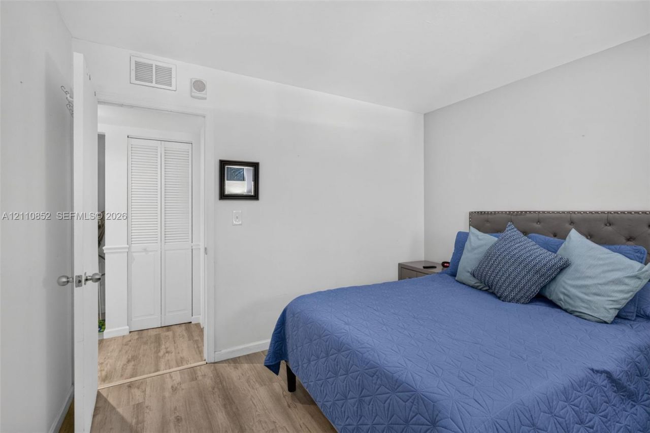 7500 NW 1st Ct , Unit 302-3, Plantation, FL 33317 Photo