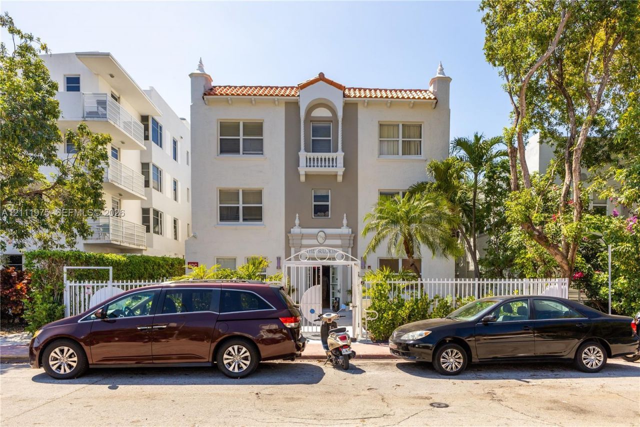 1542 Drexel Ave , Unit 206, Miami Beach, FL 33139 Photo