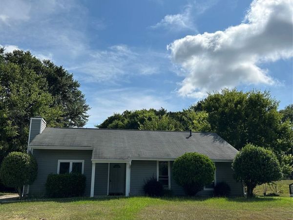 10801 Copper Field Drive , Pineville, NC 28134