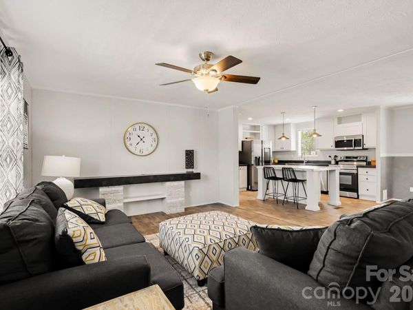 806 Eagleview Lane , Lawndale, NC 28090