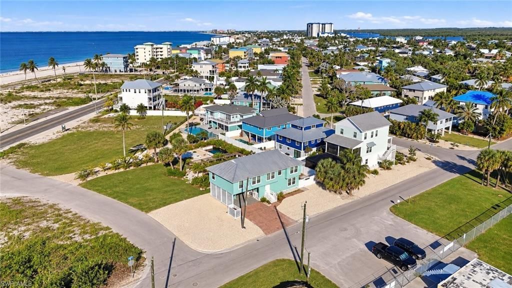 285 Lazy Way , Fort Myers Beach, FL 33931 Photo