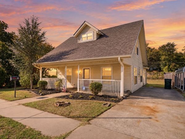 518 N Main Street , Sand Springs, OK 74063