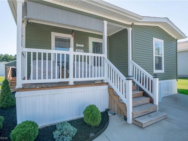 3052 Cross Creek Circle SW, Massillon, OH 44647