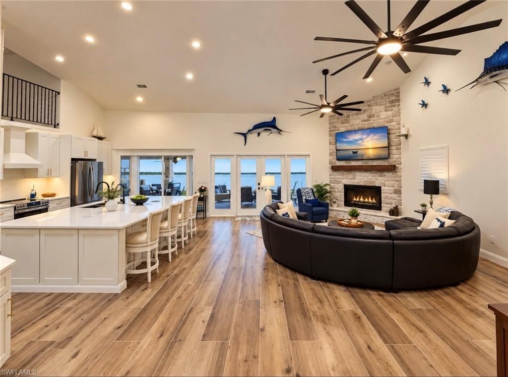 560 Lake June Rd , Lake Placid, FL 33852 Photo