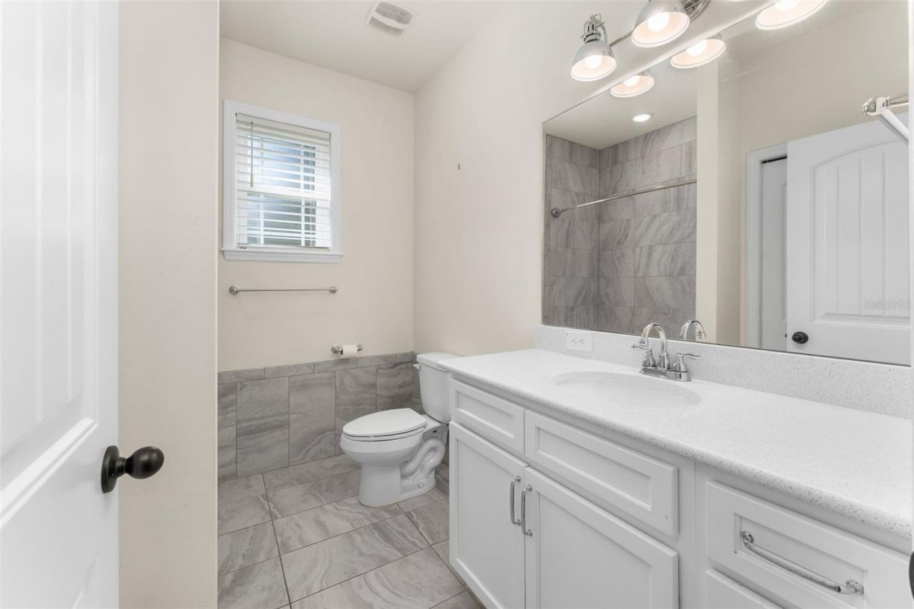 8499 NE 8th Place , High Springs, FL 32643 Photo