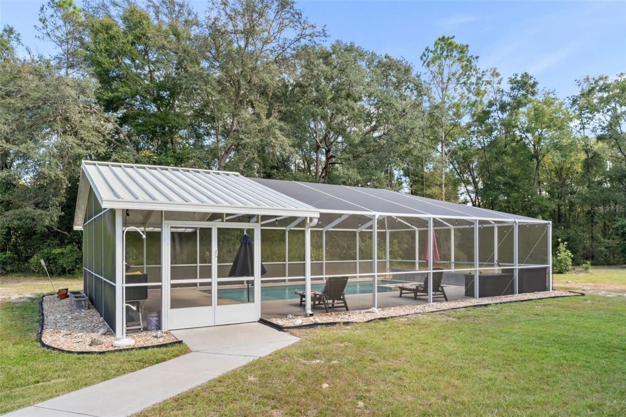 8499 NE 8th Place , High Springs, FL 32643 Photo