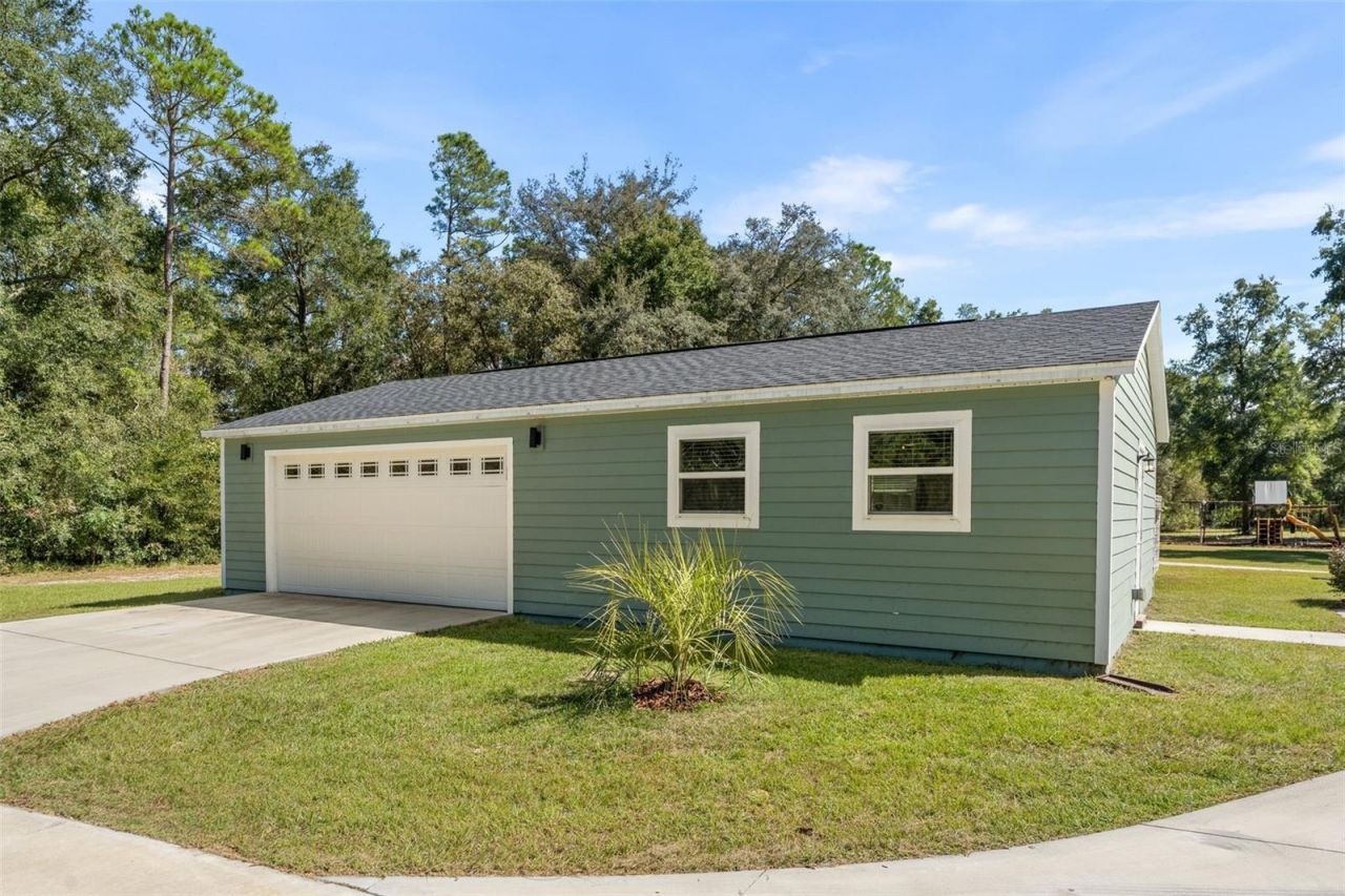 8499 NE 8th Place , High Springs, FL 32643 Photo