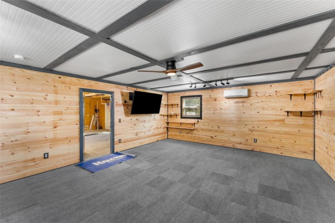 8499 NE 8th Place , High Springs, FL 32643 Photo
