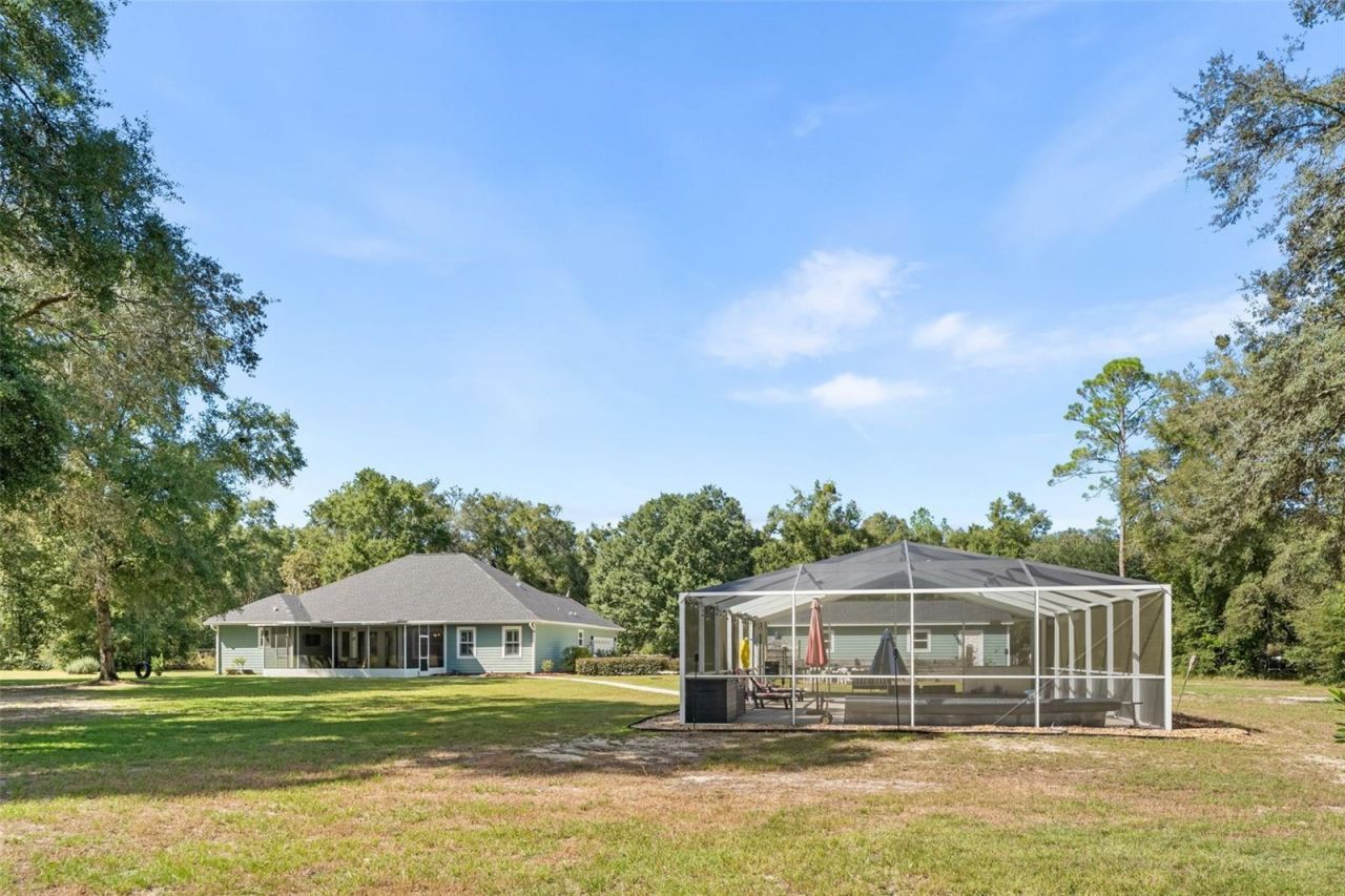 8499 NE 8th Place , High Springs, FL 32643 Photo