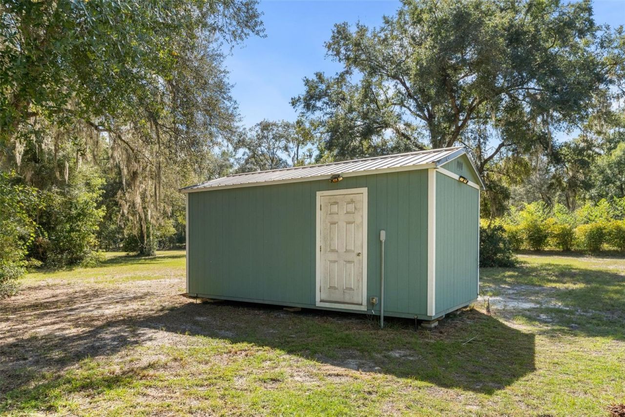 8499 NE 8th Place , High Springs, FL 32643 Photo