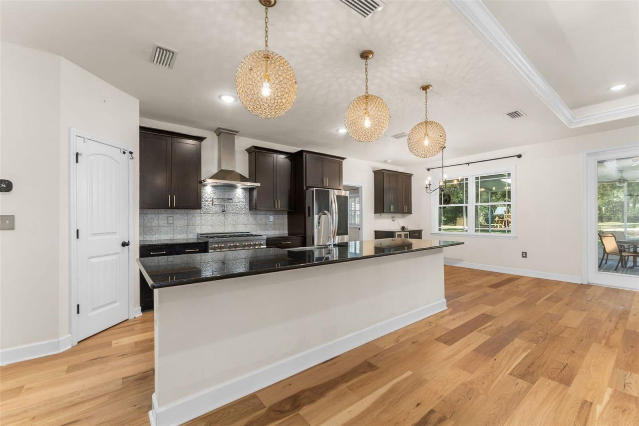 8499 NE 8th Place , High Springs, FL 32643 Photo