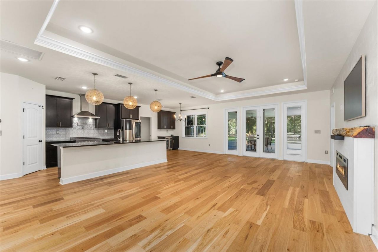 8499 NE 8th Place , High Springs, FL 32643 Photo