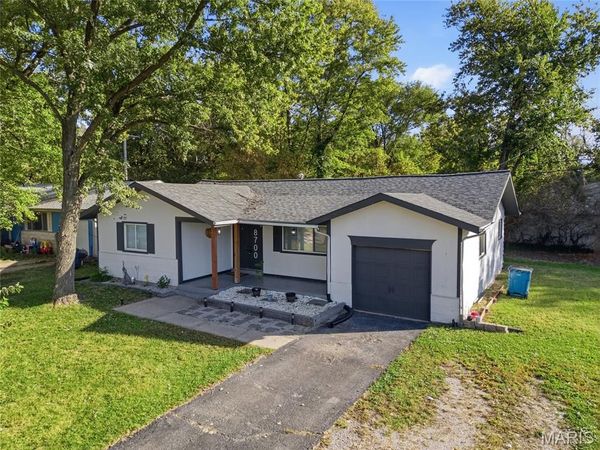 8700 Parkdale Drive , Caseyville, IL 62232